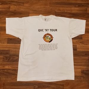 VTG QVC '97 Tour 🤎 Tshirt. Size XL.